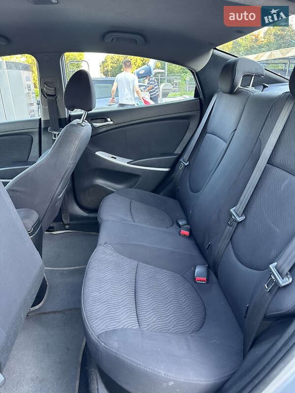 Седан Hyundai Accent 2012 в Ужгороде фото 20 Седан Hyundai Accent 2012 в Ужгороде