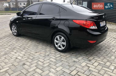 Седан Hyundai Accent 2012 в Ивано-Франковске