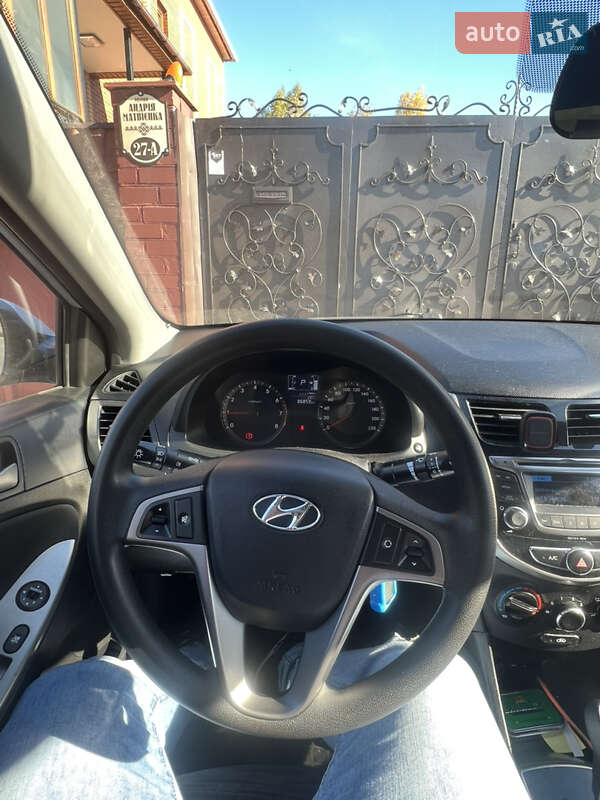Седан Hyundai Accent 2016 в Кропивницком