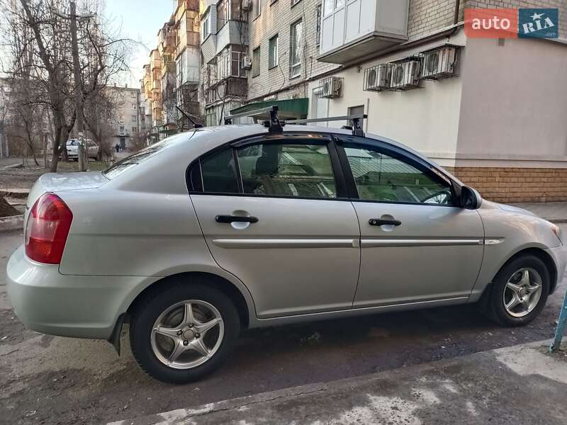 Седан Hyundai Accent 2009 в Дніпрі фото 2 Седан Hyundai Accent 2009 в Дніпрі