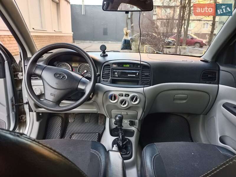 Седан Hyundai Accent 2009 в Дніпрі фото 8 Седан Hyundai Accent 2009 в Дніпрі
