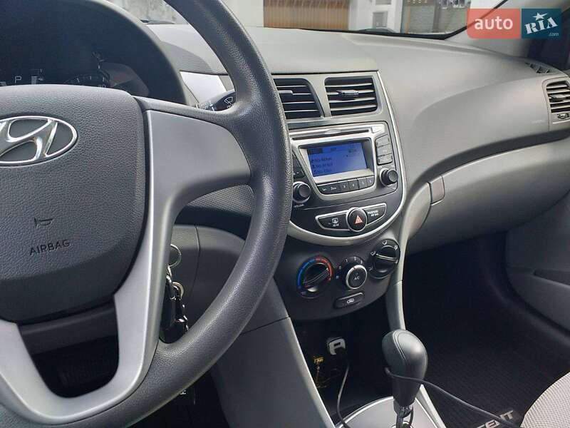 Седан Hyundai Accent 2014 в Запоріжжі