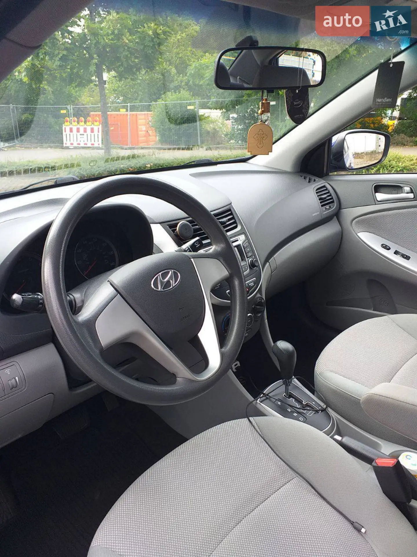 2014 Hyundai Accent - мініатюра 8