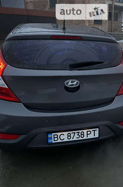 Хетчбек Hyundai Accent 2013 в Львові
