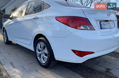 Седан Hyundai Accent 2016 в Одессе