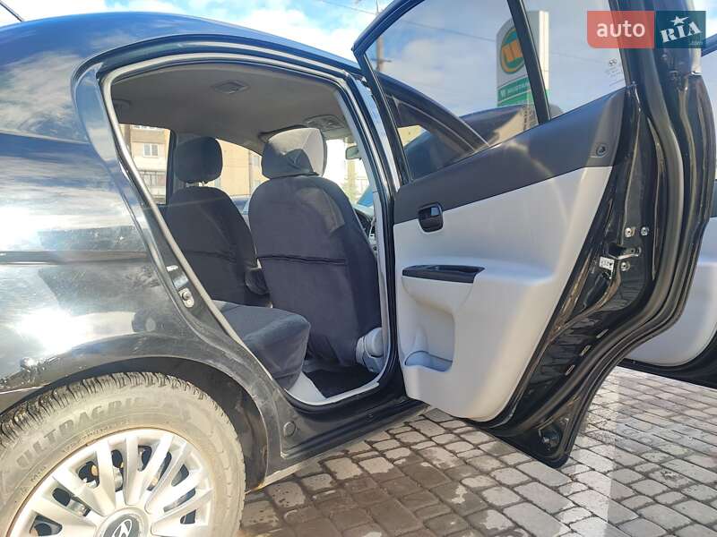 Седан Hyundai Accent 2008 в Виннице