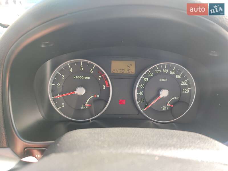 Седан Hyundai Accent 2008 в Виннице
