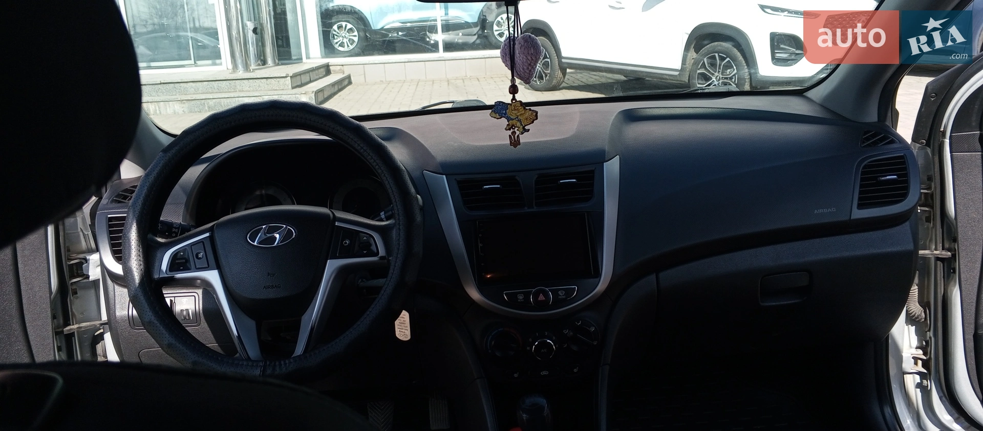 2012 Hyundai Accent - мініатюра 2