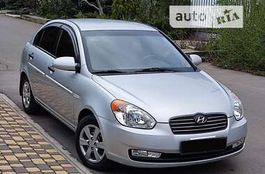 Hyundai Accent 2009
