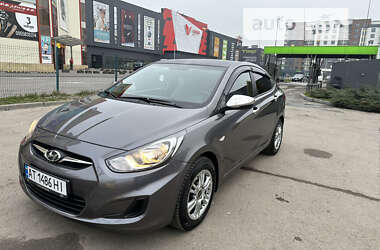 Седан Hyundai Accent 2011 в Ивано-Франковске