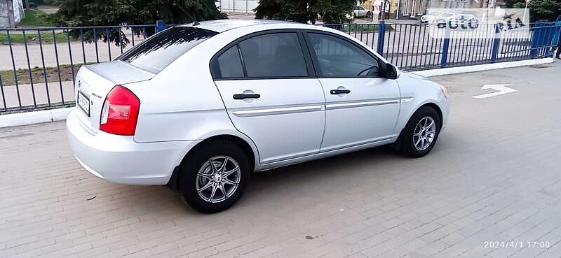 Седан Hyundai Accent 2007 в Прилуках