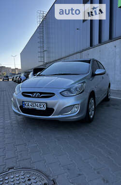 Седан Hyundai Accent 2011 в Києві