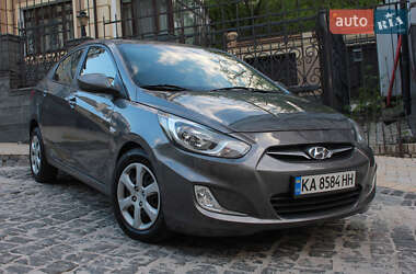 Седан Hyundai Accent 2011 в Києві