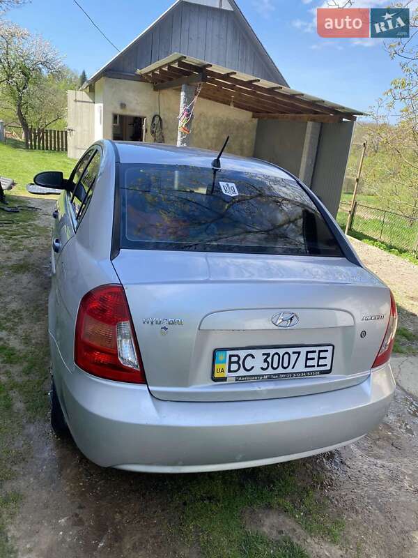 Седан Hyundai Accent 2006 в Дрогобыче