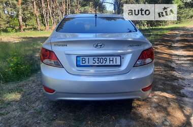 Седан Hyundai Accent 2013 в Кременчуге