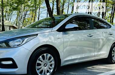 Седан Hyundai Accent 2018 в Києві
