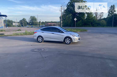 Седан Hyundai Accent 2011 в Дрогобыче