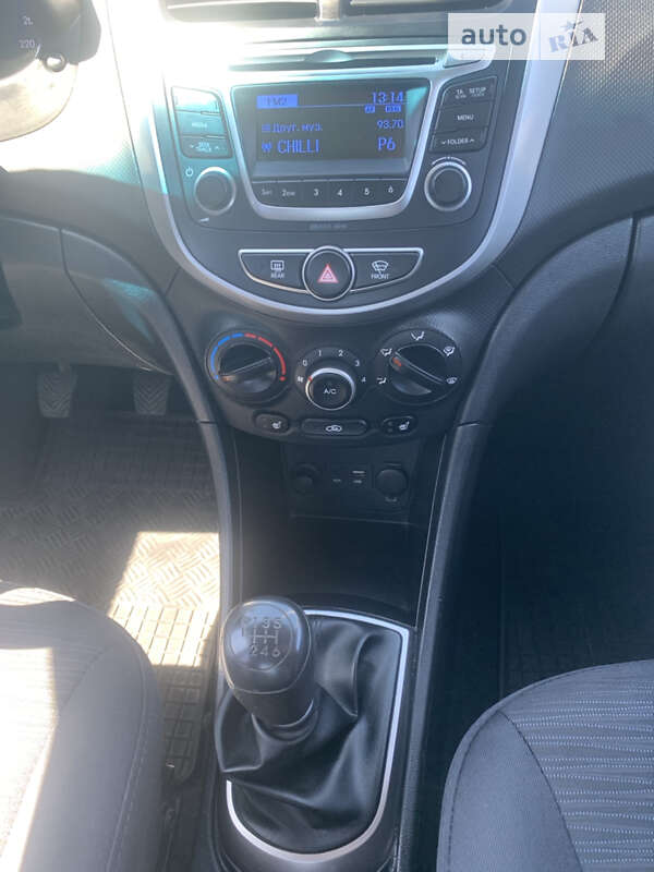 Седан Hyundai Accent 2016 в Києві
