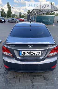 Седан Hyundai Accent 2011 в Києві