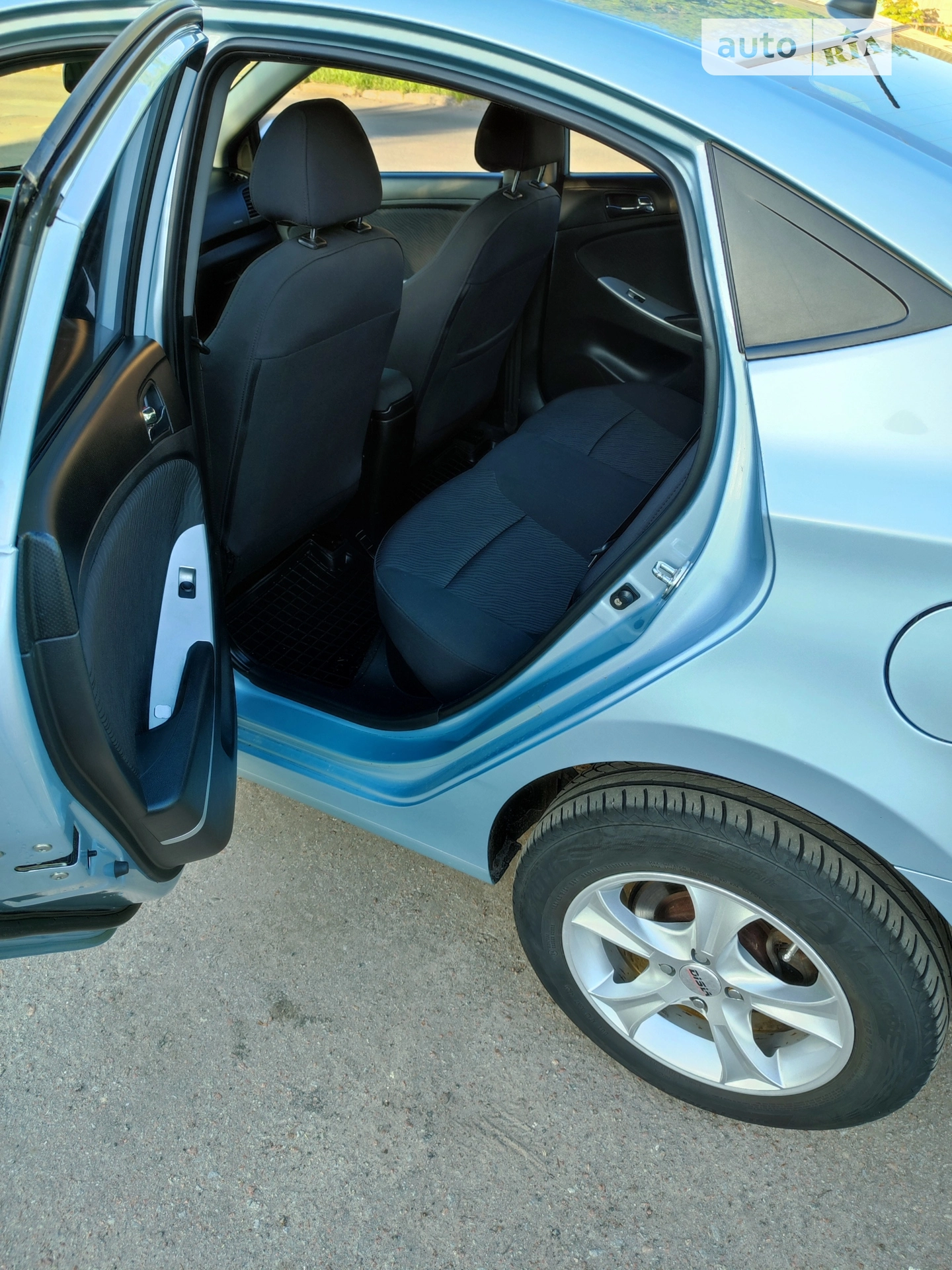 2011 Hyundai Accent - мініатюра 7