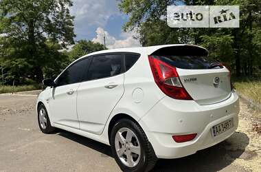 Хэтчбек Hyundai Accent 2012 в Киеве