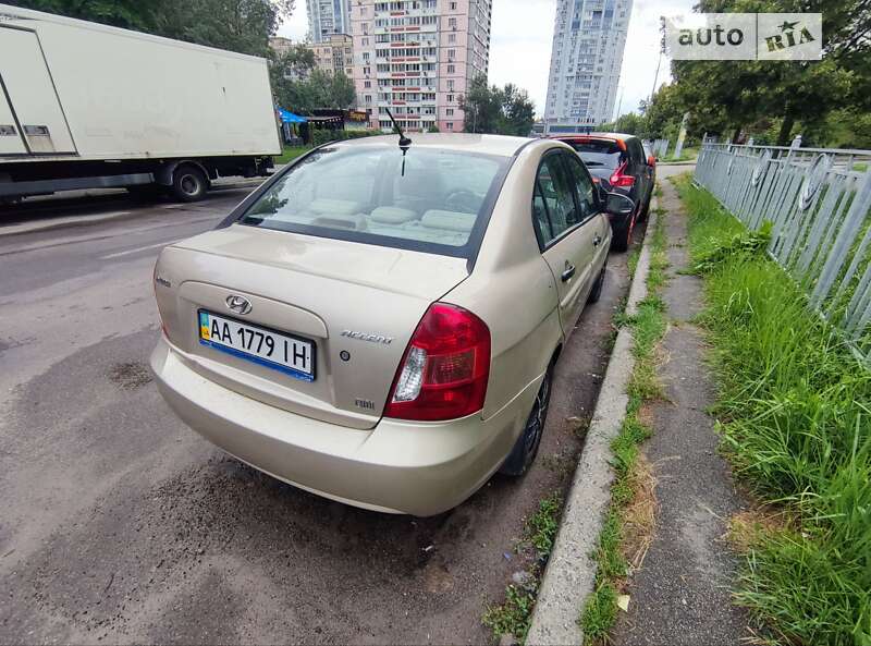 Седан Hyundai Accent 2008 в Киеве