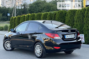 Седан Hyundai Accent 2011 в Смілі