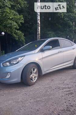 Седан Hyundai Accent 2011 в Кролевці