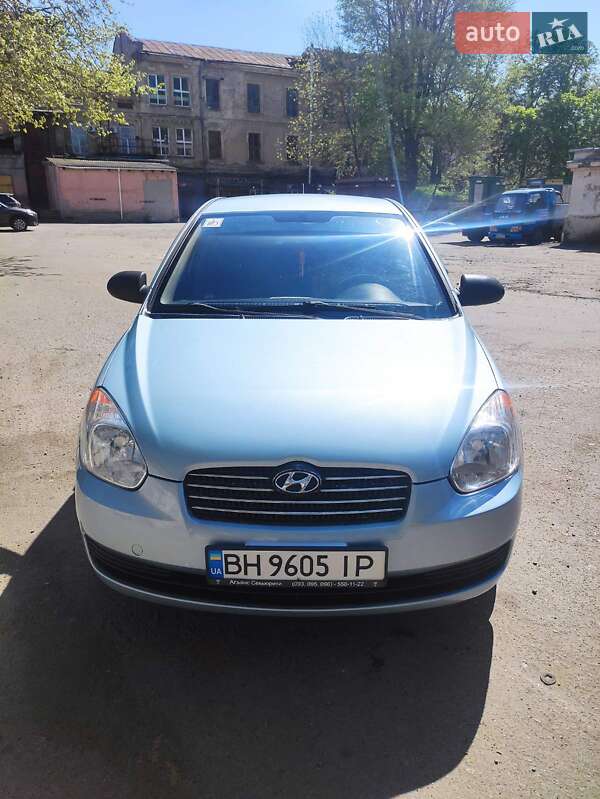Hyundai Accent 2008