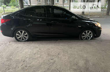 Седан Hyundai Accent 2012 в Днепре