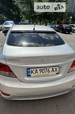 Седан Hyundai Accent 2011 в Киеве