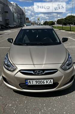 Седан Hyundai Accent 2012 в Києві