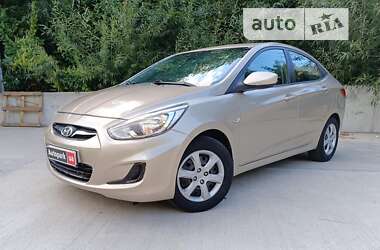 Седан Hyundai Accent 2011 в Києві