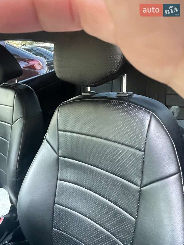 Седан Hyundai Accent 2011 в Конотопі