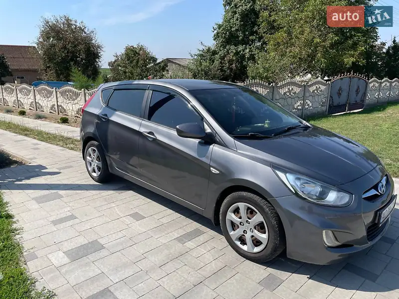 Hyundai Accent