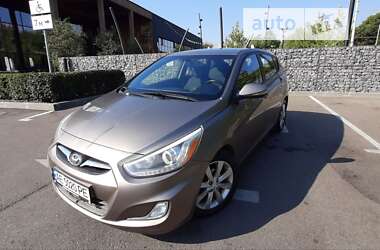 Хэтчбек Hyundai Accent 2014 в Днепре