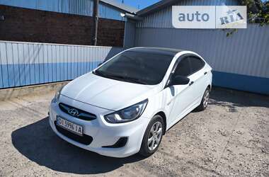 Седан Hyundai Accent 2013 в Виннице