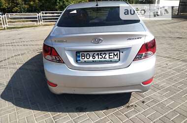 Седан Hyundai Accent 2012 в Тернополе