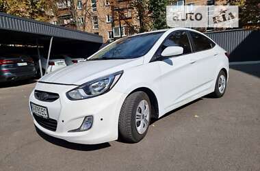 Седан Hyundai Accent 2015 в Киеве