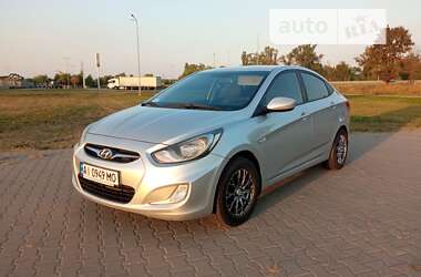 Седан Hyundai Accent 2012 в Киеве