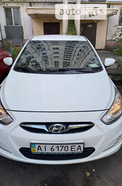 Седан Hyundai Accent 2012 в Киеве