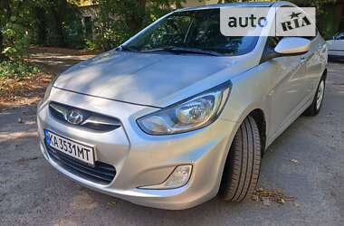 Седан Hyundai Accent 2012 в Киеве