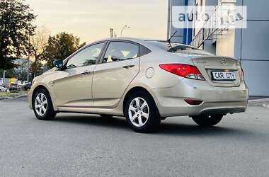 Седан Hyundai Accent 2011 в Києві