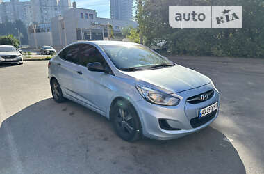 Седан Hyundai Accent 2012 в Харькове