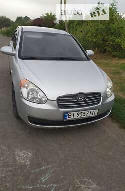 Седан Hyundai Accent 2008 в Гребенке