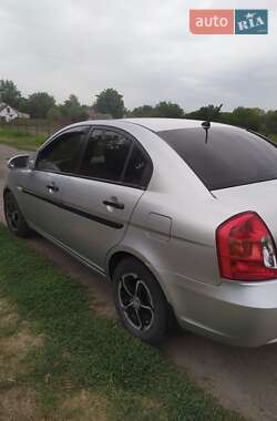 Седан Hyundai Accent 2008 в Гребінці