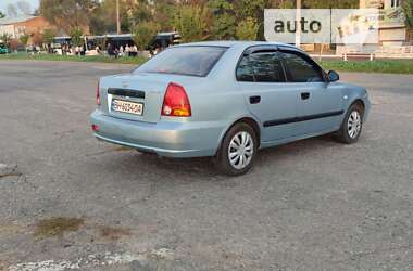 Седан Hyundai Accent 2004 в Белгороде-Днестровском