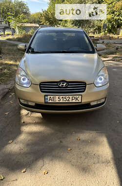 Седан Hyundai Accent 2006 в Дніпрі