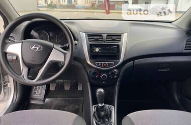 Седан Hyundai Accent 2011 в Козельщине