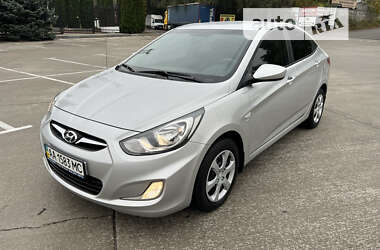 Седан Hyundai Accent 2012 в Киеве